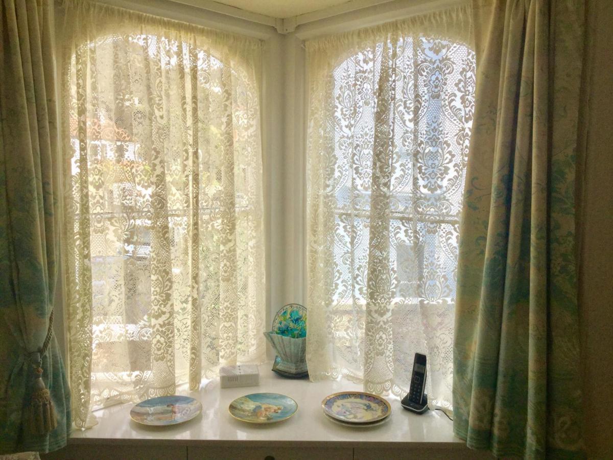 Staplehurst Cottage Folkestone Room photo